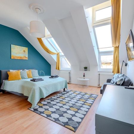Cozy Flat In The Heart Of Buda Βουδαπέστη Εξωτερικό φωτογραφία