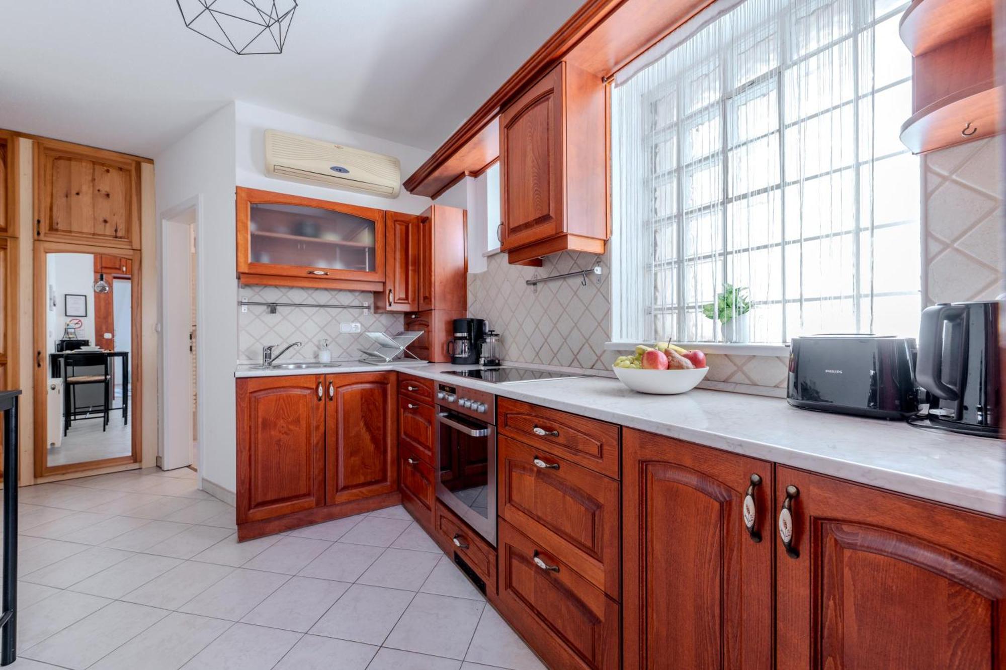 Cozy Flat In The Heart Of Buda Βουδαπέστη Εξωτερικό φωτογραφία